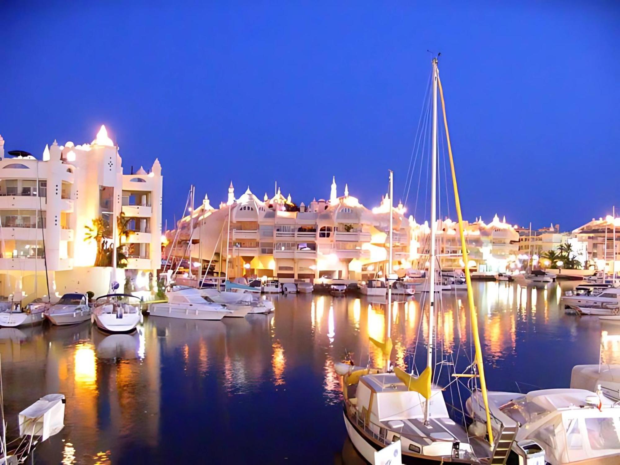 Bright & Cozy Apartment Acuario Beach&Pool Benalmadena Exterior photo